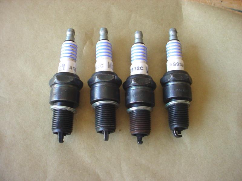 Vintage spark plugs motorcraft #ags32c