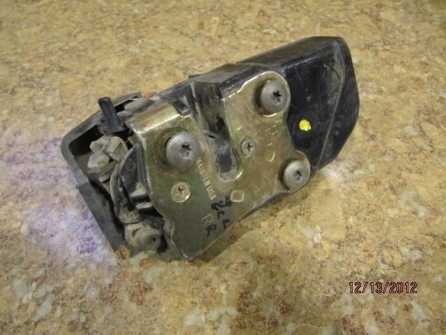 99-04 jeep grand cherokee lock actuator passenger rear rr 03 02 01 00 1i