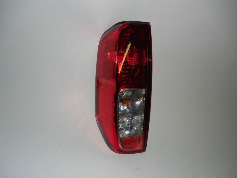 05 06 07 08 09 2010 2011 2012 nissan frontier oem left tail light nice!