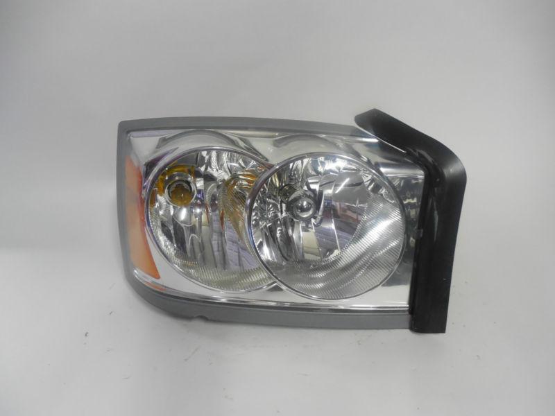 04 05 06 dodge dakota oem right headlight nice! 