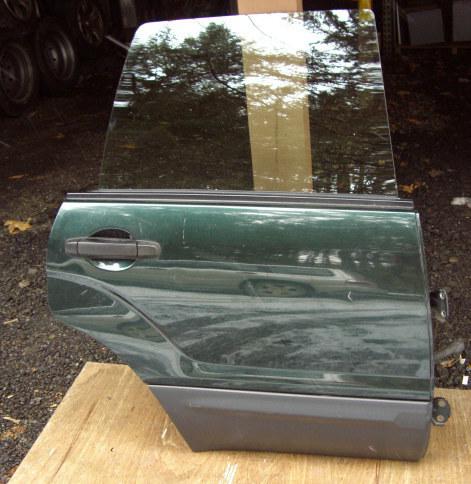 Subaru forester 03-05 rear passenger right side door assembly green oem rh glass