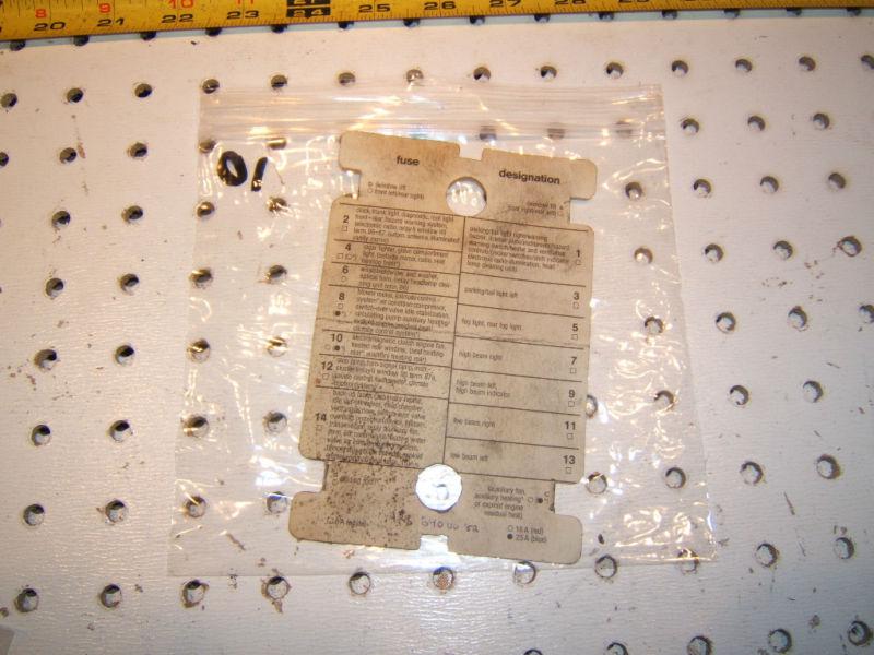 Mercedes w123 fuse desgnation 1 sheet 2 language,1sheet only  123 545 10 00