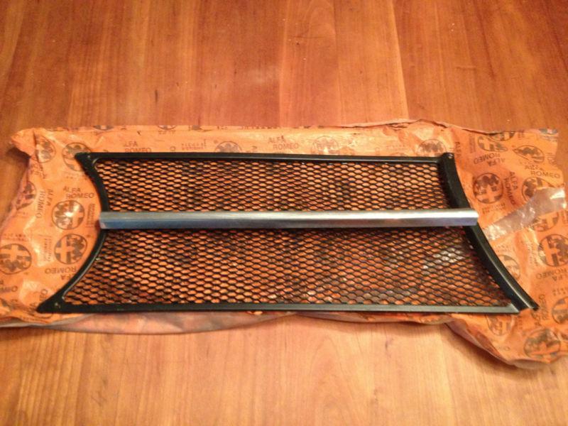 1965 1966 1967 1968 alfa romeo gt v gtc gta junior grill 1300 1600 nos