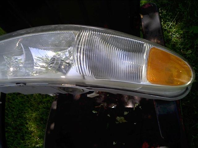 1997-2005 buick century&regal right headlight