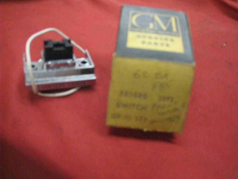 Nos 1962 oldsmobile courtesy light switch and chrome bezel gr. 10.275 # 583889