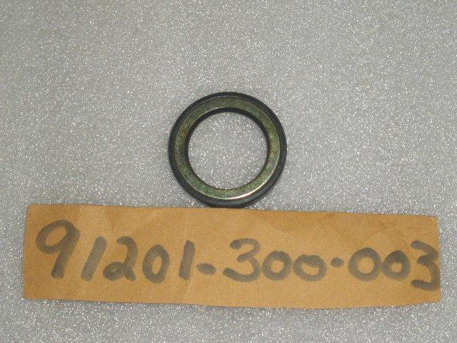 1969-78 honda cb350f cb400f cb 500 four cb550 cb750k cb750f crankshaft seal nos