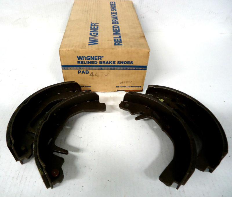 1976-79 chevrolet wagner brake shoes