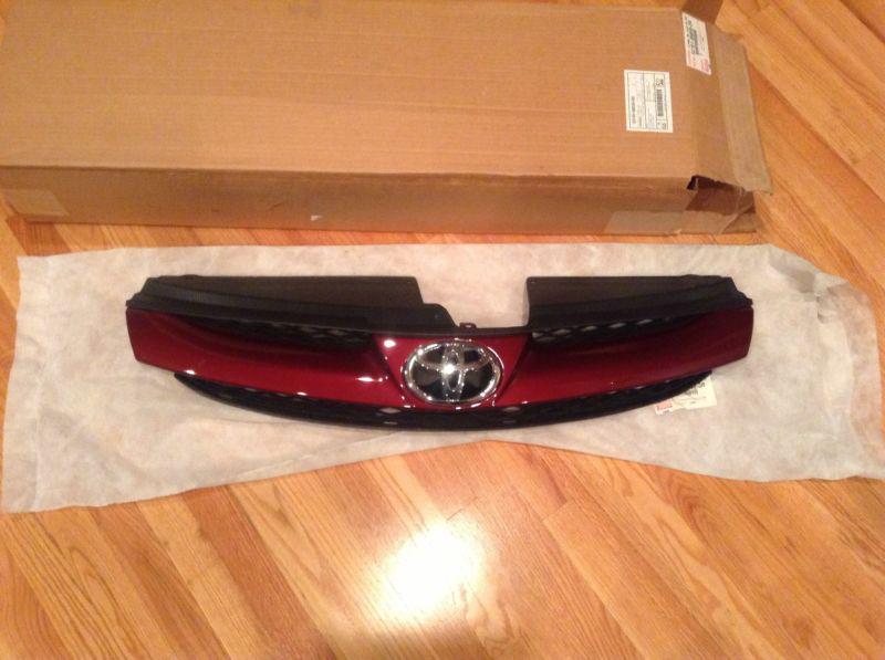 Toyota sienna front grille assy, (new oem toyota) 2006-2010 