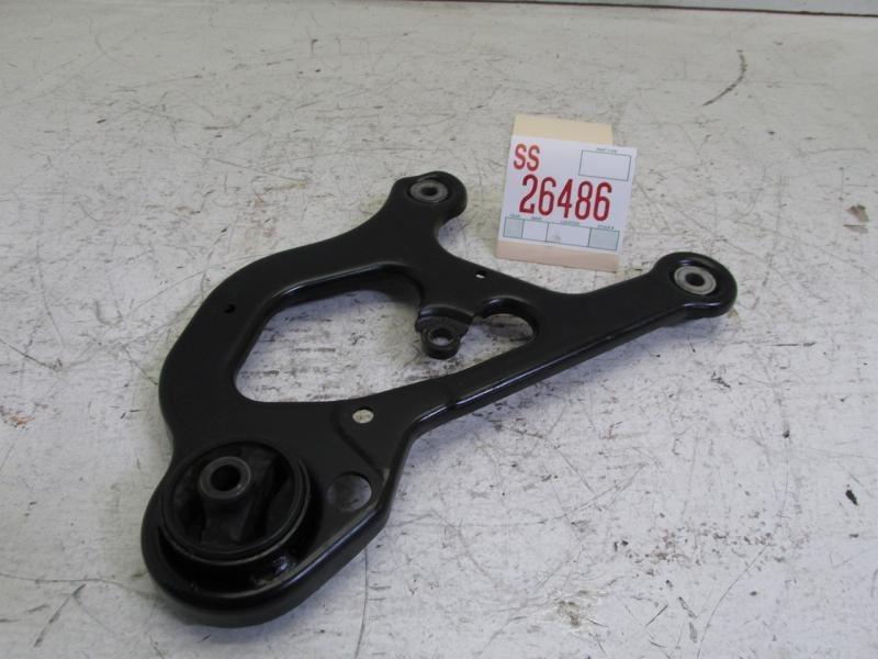 95 96 97 volvo 850 2.3l turbo front suspension torque rod bracket engine mounted