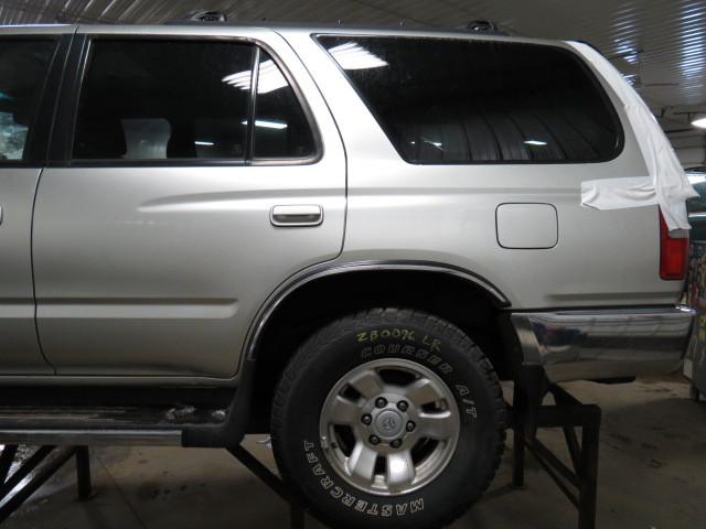 1999 toyota 4 runner rear or back door left 2510877