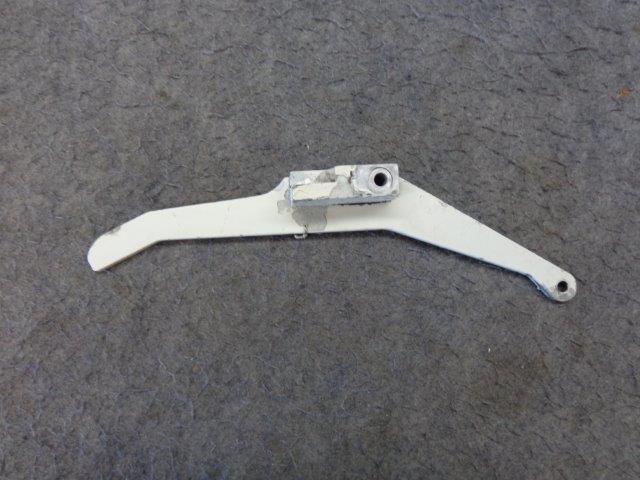 Piper pa28r-200 nose gear spring arm assy  p/n 67109-00