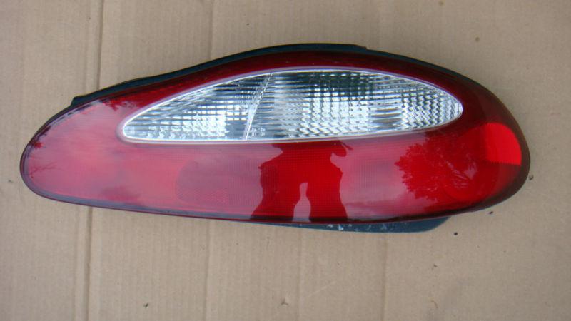 97 98 99 hyundai tiburon coupe passenger right taillight lens lamp super nice!!