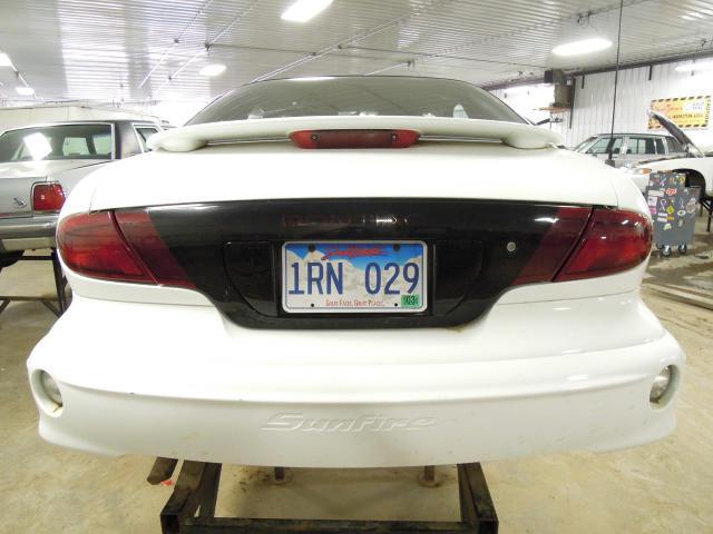 2000 pontiac sunfire inner trunk tail light lamp