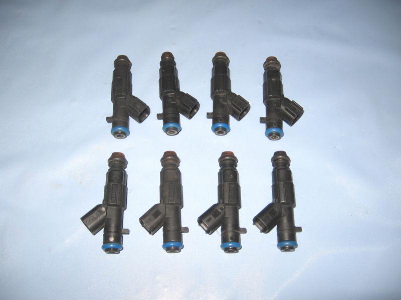 4.6 cadillac late fuel injector set, 12559036, kwik ship, app's>>>