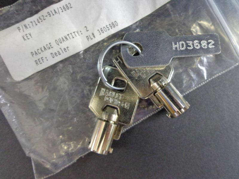 Harley davidson barrel key ignition/fork lock key set 71452-91a 3682