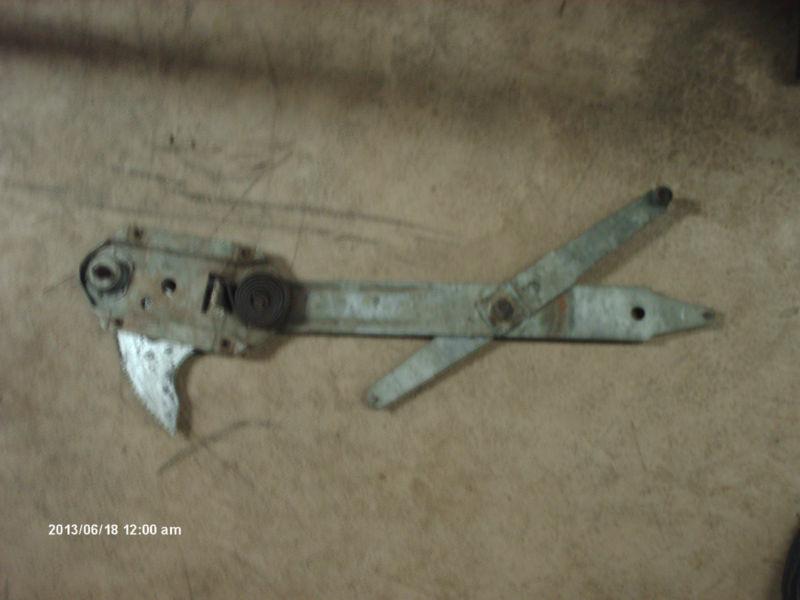 1966-67 nova ss 2dr ht right door window regulator