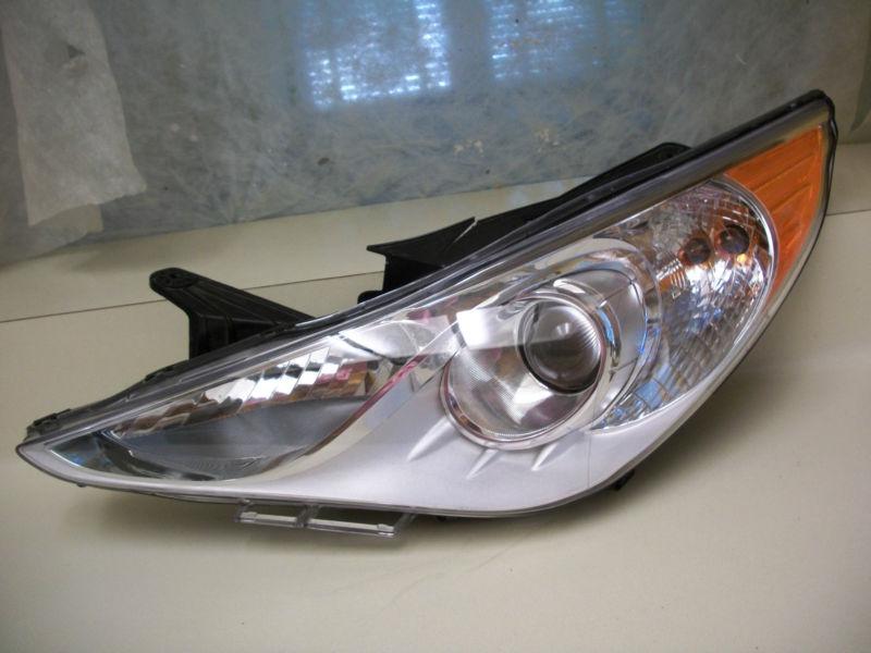 Sell HYUNDAI SONATA GLS 11 12 13 HEADLIGHT ORIGINAL OEM LH HALOGEN W ...