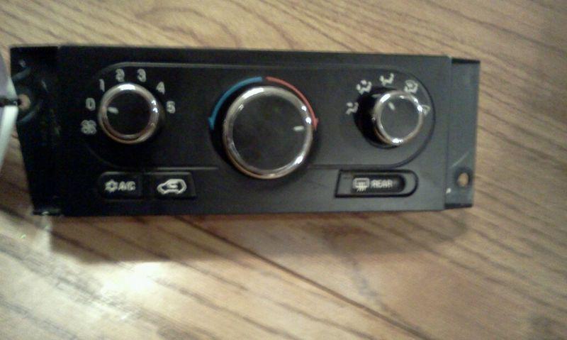 Ac controller 2005 buick rendezvous used oem