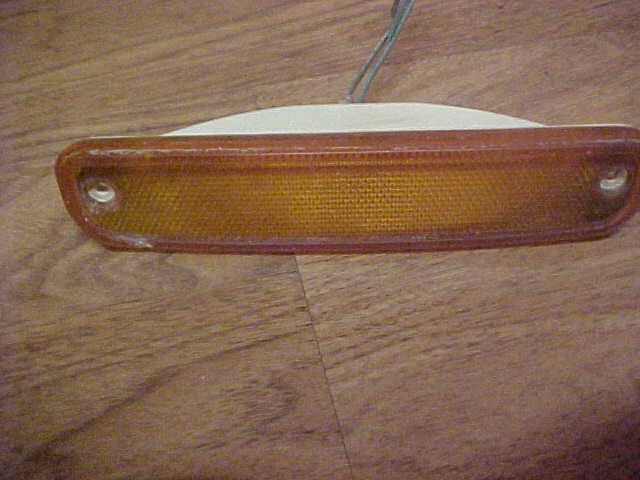 73-80/ 81-87 chevy truck left rear/ right front side marker light 