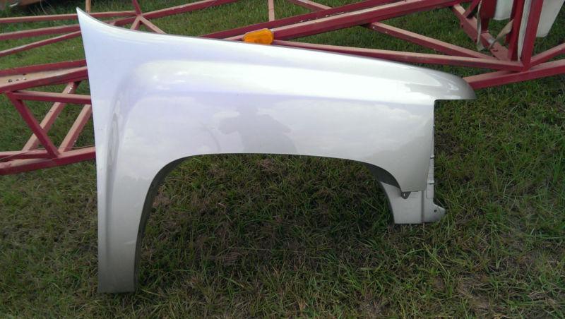 2007 chevy silverado right front fender