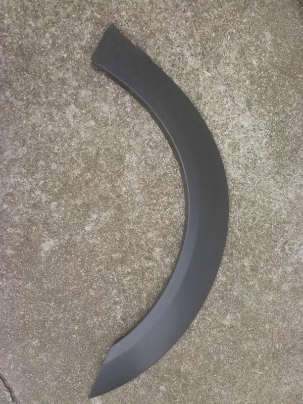 Pontiac vibe right fender flare