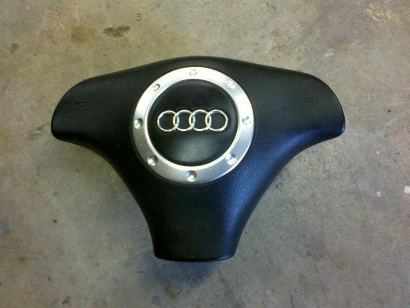 Audi tt driver side steering wheel air bag