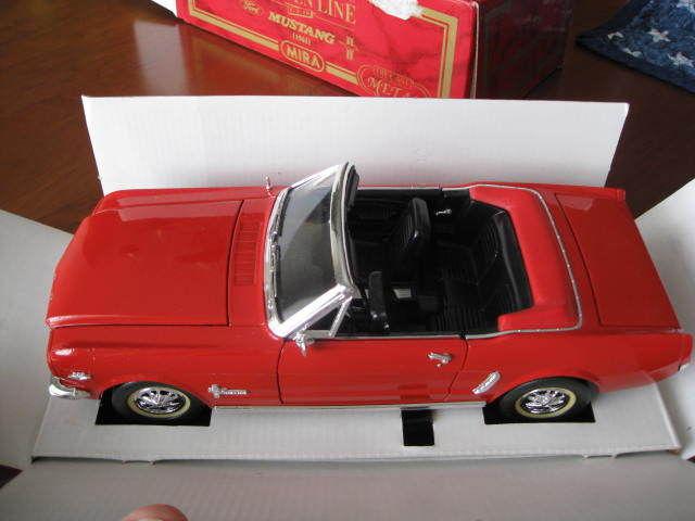 Ford mustang 1965 convertible diecast model