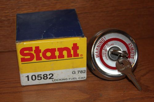 Nos stant g-782 locking fuel tank cap gas cap with keys #10582 vintage auto part