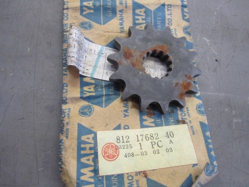 Nos yamaha et br sl 292 250 300 14t chain case sprocket 812-17682-40-00