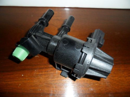 New genuine ford 4u5z9j451ba purge solenoid 04-11 ranger explorer mountaineer