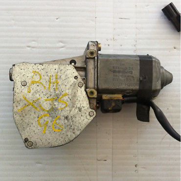 Jaguar rear quarter window glass motor (rh) xjs convt 95-96 fpe 12v0130821320