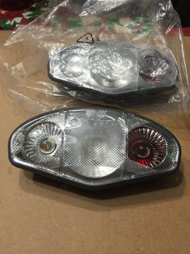 Freightliner cascadia left upper console lamp dome 22-60997-000