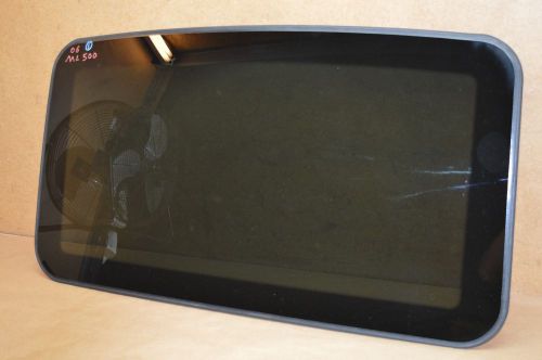 06-08 w164 mercedes ml500 ml350 ml320 sunroof moon roof window glass used oem