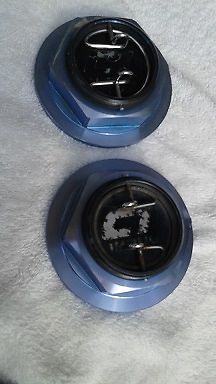 Impul silhouette c1 centercaps 17&#034; blue average condition 2 nuts