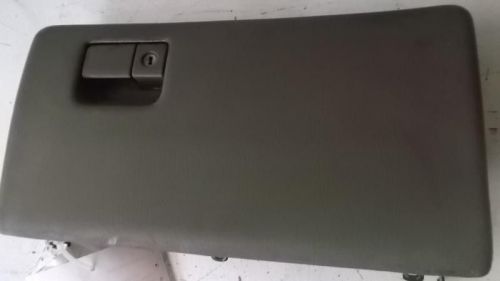 92 93 lexus es300 glove box compartment lid 17535