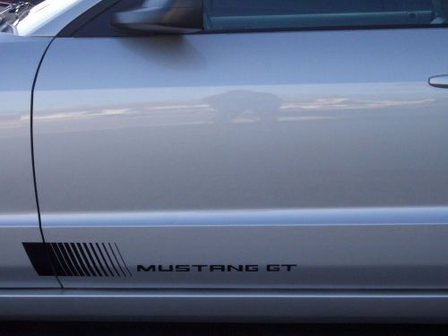 05-09 ford mustang fading side stripes - cobra, gt, mustang, v6 ford licensed