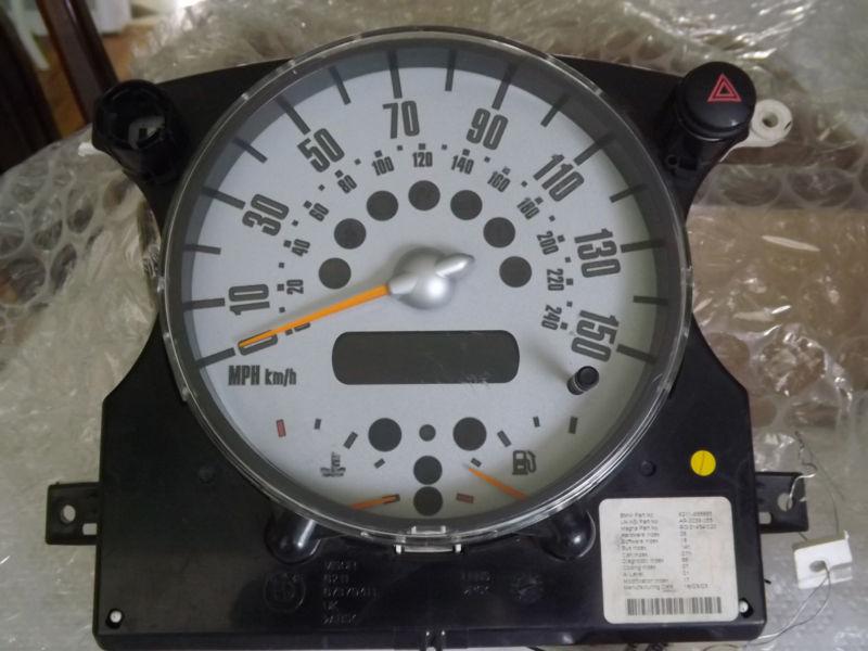 Mini cooper speedometer 2002-2008 oem mileage 70,651