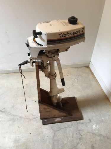 Johnson 2 hp outboard motor,built in gas tank