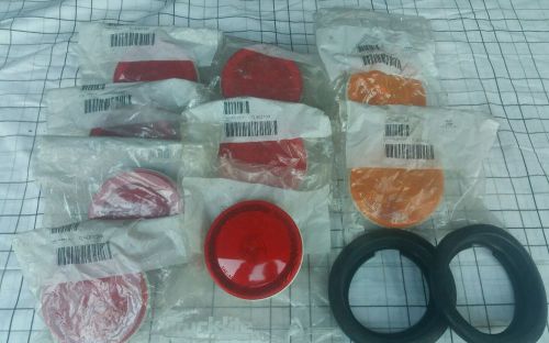 11 pieces! (9) truck lite lamps # tl40215r &amp; tl40202y, 9 lamps, and 2  grommets!