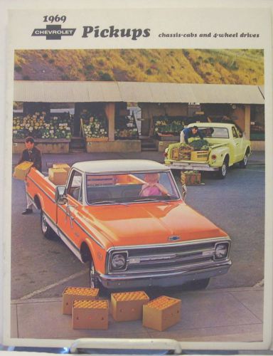 Original 1969 chevrolet pickup truck dealership sales brochure c/k series 10 20