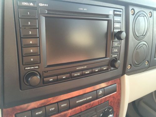 2006 jeep commander navigation unit