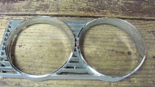 1967 lincoln continental right bezel headlight oem vtg pass rh 13064 grill trim