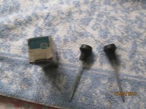 Nos 1971-1975 chevrolet passenger cars headlight knobs-part number 3996284