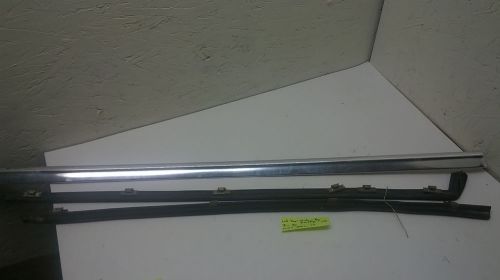 Mercedes w107 left exterior door trim and weather seal rod 450sl