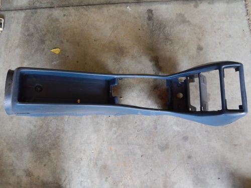 77 78 79 80 81 82 83 84 85 mercedes 240d w123 center console blue