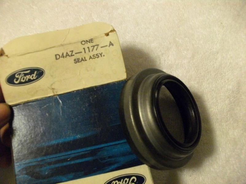 1974 74 ford nos seal  d4az-1177-a   one seal