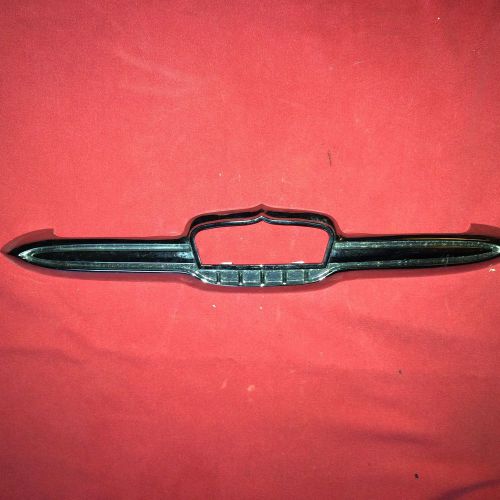 1953 chevy trunk emblem replayed
