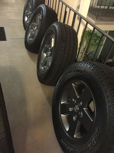 2015+ oe jeep wrangler jk rubicon wheels and tires. brand new! under 50 miles!!!