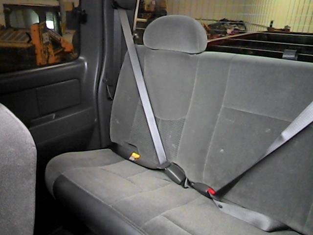 2006 chevy silverado 1500 rear seat belt & retractor only rh passenger gray