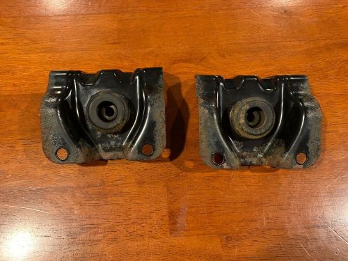 2014 subaru impreza lower radiator bracket pair.